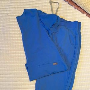 FIGS Ceil Blue Jogger Scrub Set